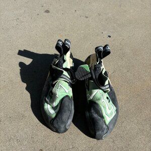 La Sportiva Futura (women) size 37.5